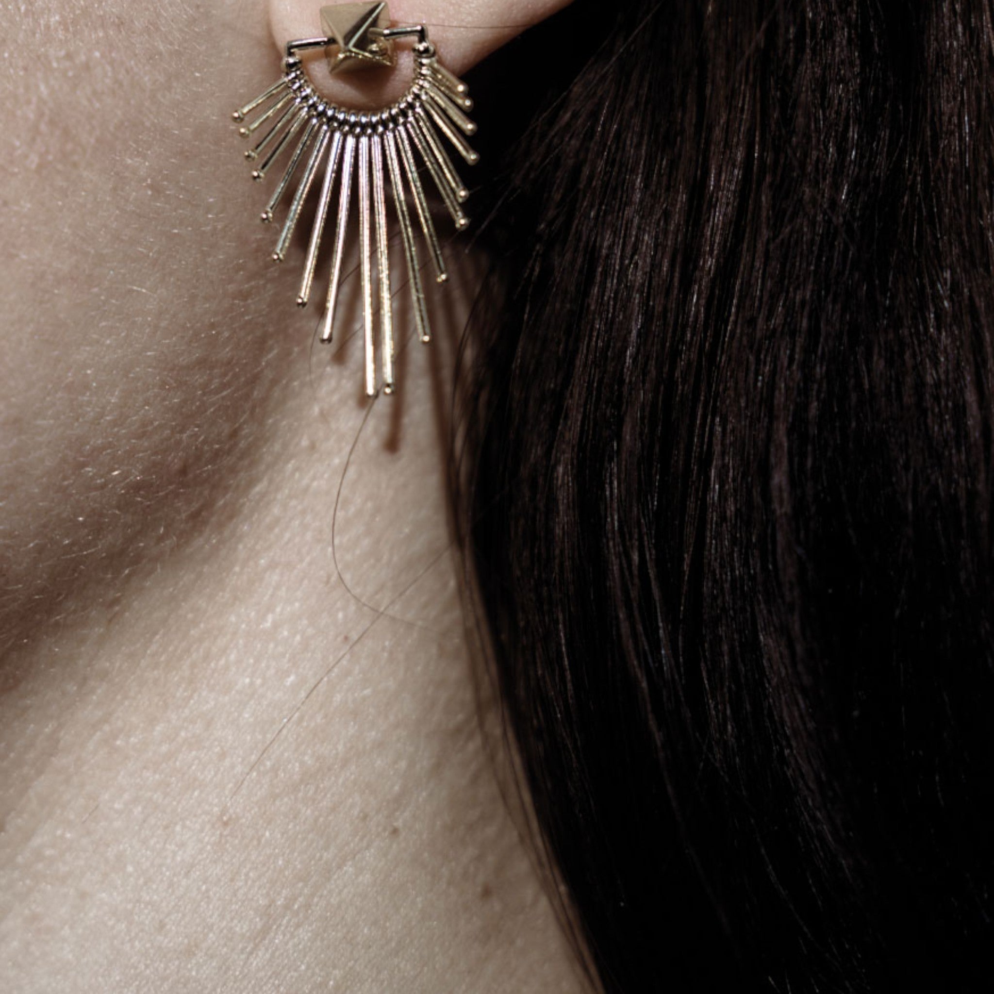 Orecchino Peruffo | Slide Shield Earring