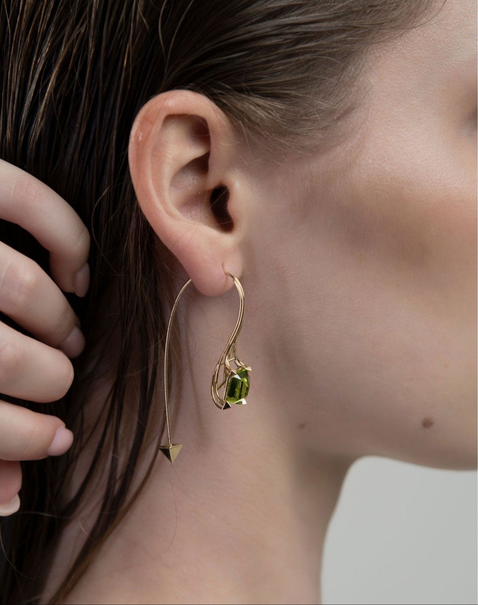 Orecchino Peruffo | Stones Square Curve Earring